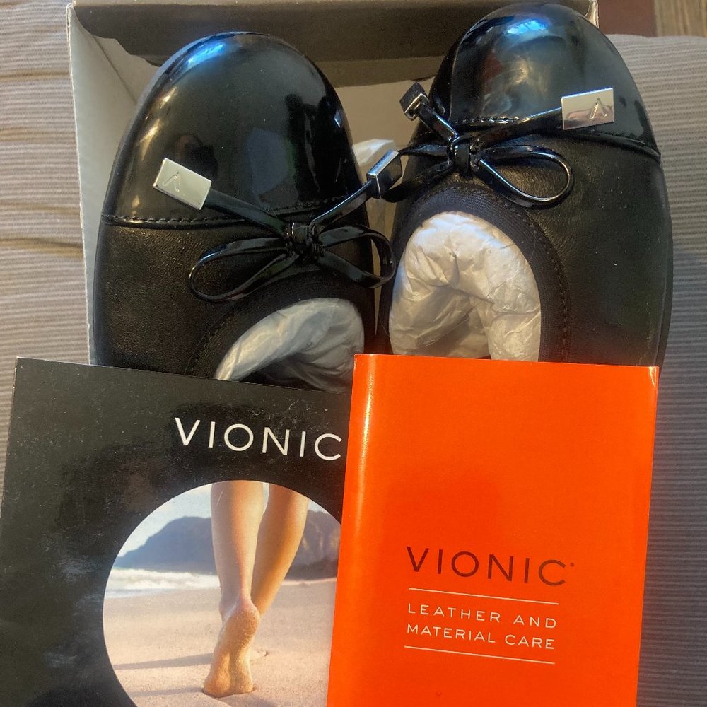 Vionic Ballet Flats Minna Black Leather Patent Toes Bow Detail Size 6.5